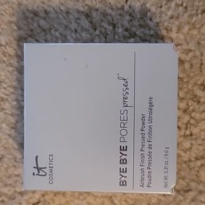 it bye bye pores pressed powder translucent